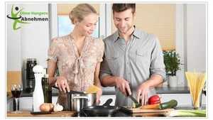 Ernaehrung-Beitragsbild-Frau-und-Mann-Kochen-in-der-Kueche